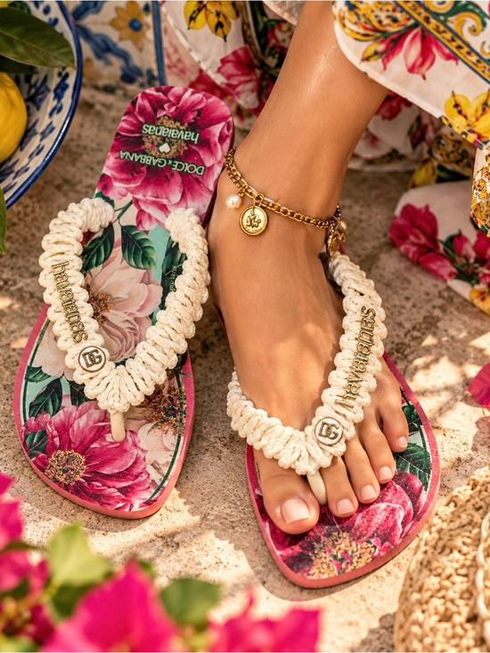 Dolce & Gabbana Shoes - Dolce & Gabbana x Havaianas Rosa Ballet Floral Flip Flops 7/8